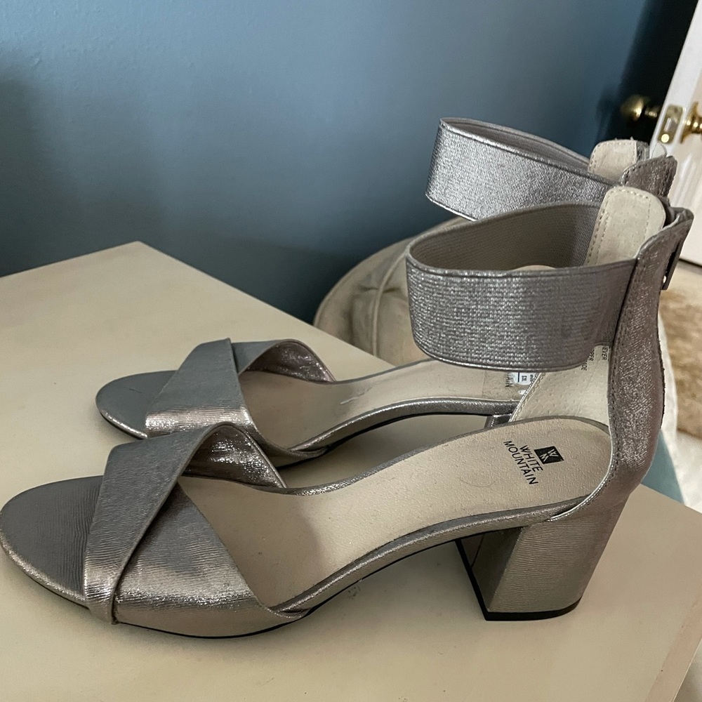 Sandal - Picture 2 of 3